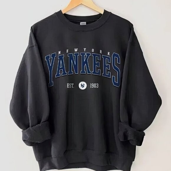 Gildan Tops - New York Yankee Sweatshirt EST 1903 Baseball, Vintage Style NY Yankee sweater
